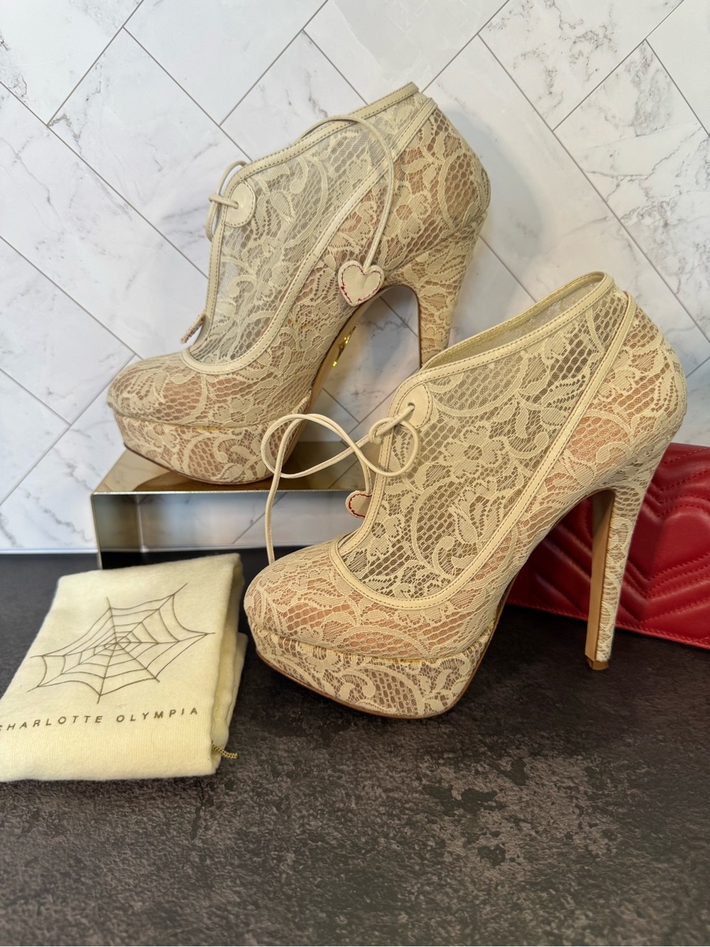 Charlotte Olympia Cream Colored Lace Platform Lace-Up Ankle Heels Size 37